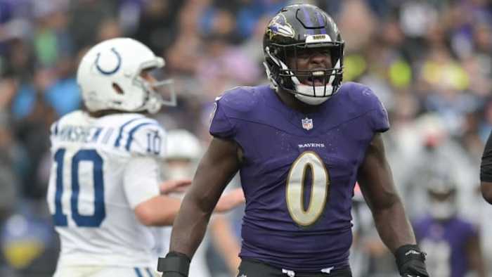 Roquan Smith (0) leads the Baltimore Ravens in tackles with 54.